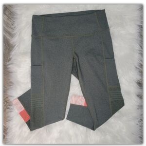 Prana capri leggings size large